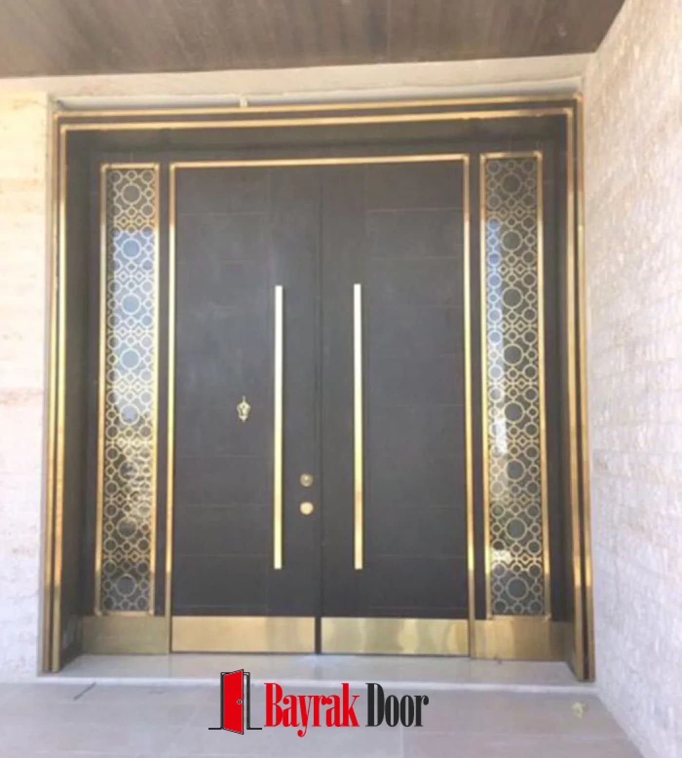 Altın Çerçeve Füme Villa Kapısı BD-TR135