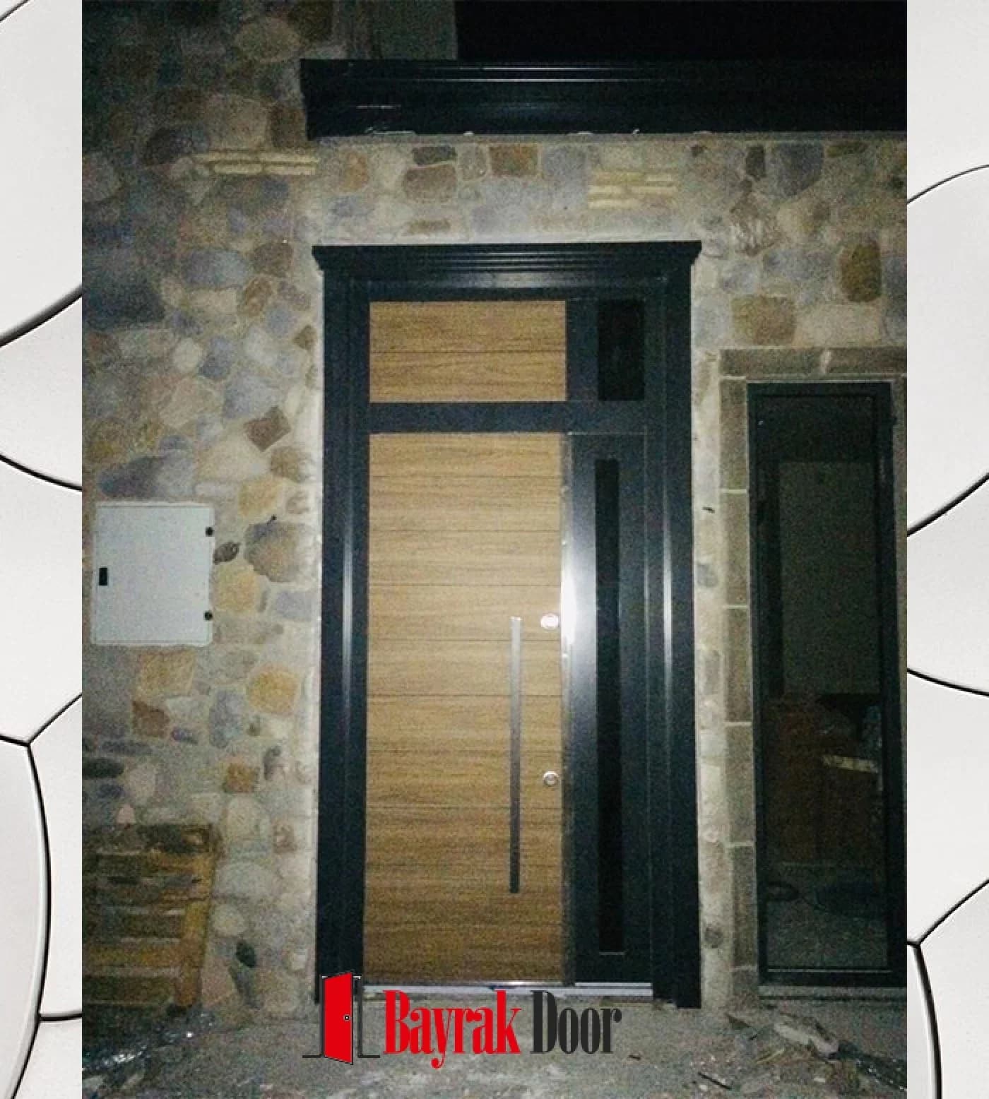 Horizontal Slat Light Oak Villa Door BD-TR116 — Light oak slatted leaf in a black frame on a stone facade with a transom window