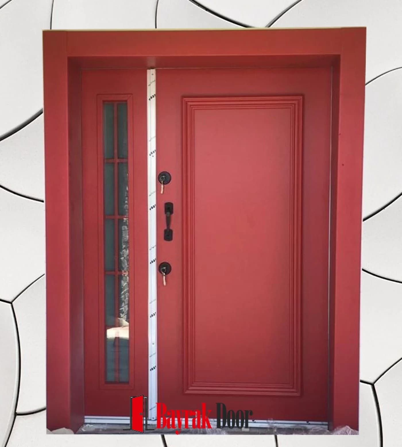 Paneled Red Villa Door BD-TR31 — Red paneled villa door with a narrow divided glass strip alongside