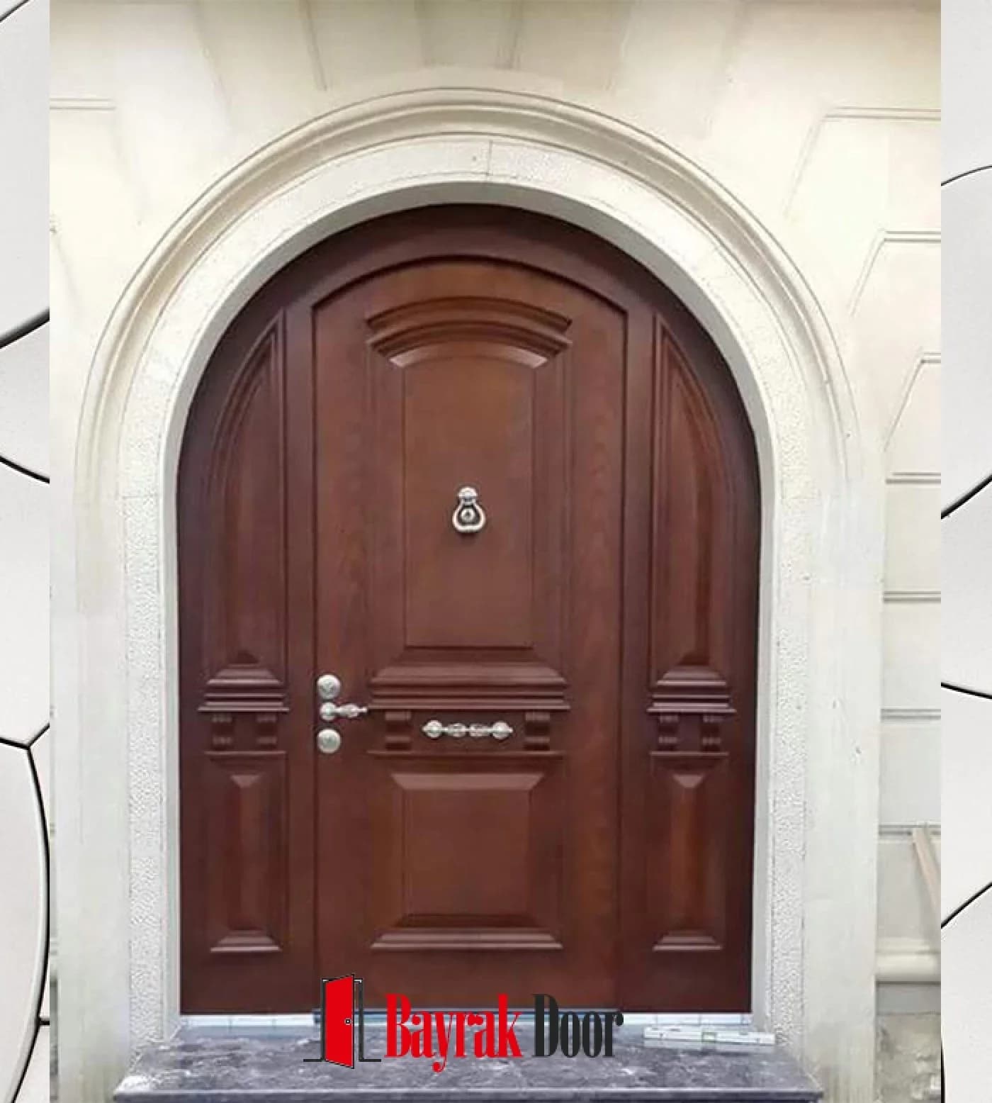 Kemerli Kaset Kızıl Ceviz Villa Kapısı BD-TR106 — Taş kemerli niş içine oturan kemerli kızıl ceviz kaset panelli kanat