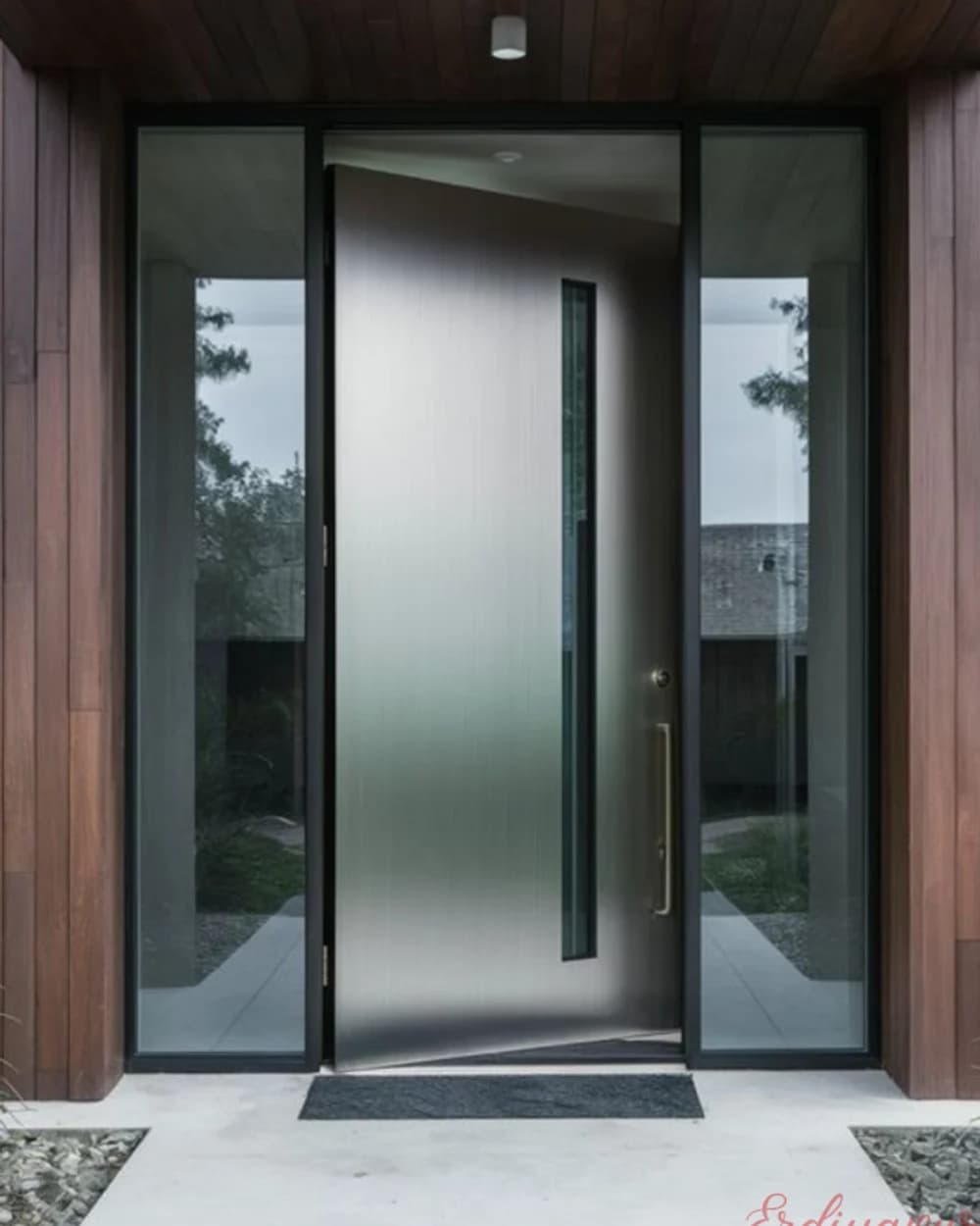 Buzlu Camlı Gri Pivot Villa Kapısı — ürün kodu BY-34