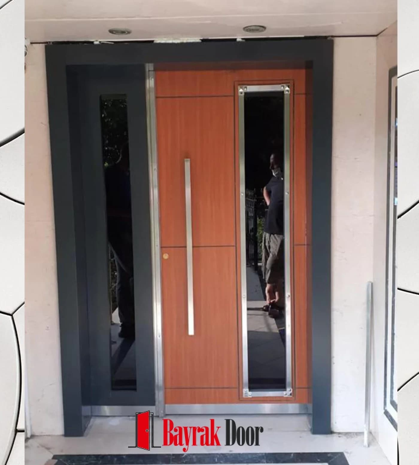 Sade Kızıl Turuncu Ahşap Villa Kapısı BD-TR72